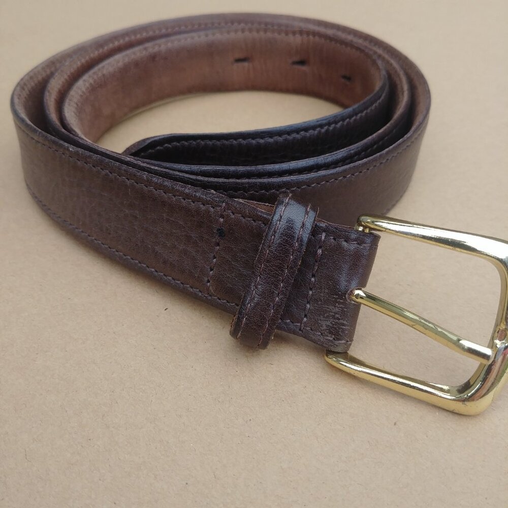 Vintage Mens soft brown leather belt with square gold buckle 40 USA